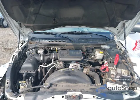 2006 Dodge Dakota Slt from USA, damaged, VIN 1D7HW42K56S545802